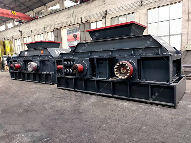 大型对辊制砂机1208型制砂机发往内蒙古